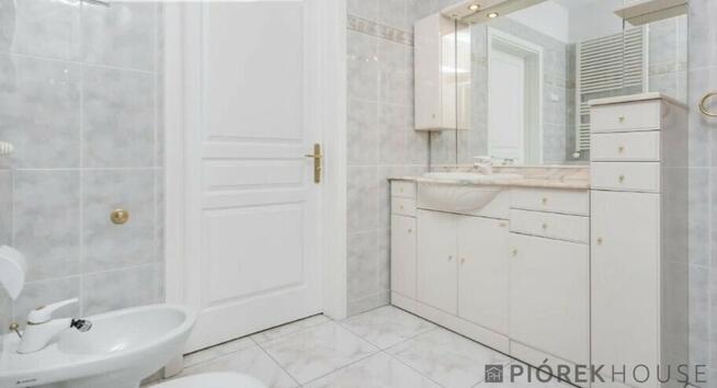 5-pokojowe mieszkanie na Woli