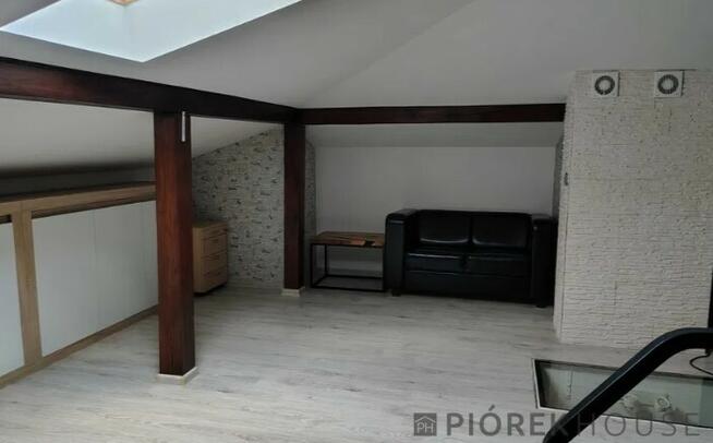 4-pokojowe mieszkanie w Markach