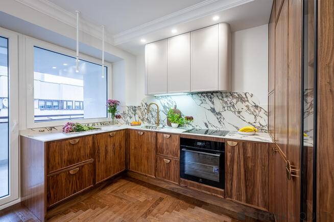 PIĘKNY, NOWY apartament w odnowionym budynku !