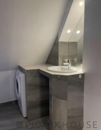 Dwupoziomowe mieszkanie na Ochocie