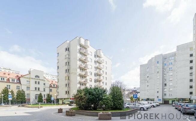 4-pokojowe mieszkanie na Woli