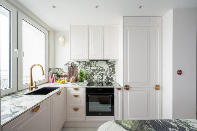 nowe 4 pokoje 12 piętro widok na Stadion | 66 m²