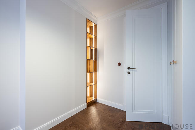 Nowy unikatowy apartament w odnowionym budynku!