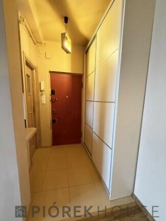 2-pokojowe mieszkanie na Pradze Północ