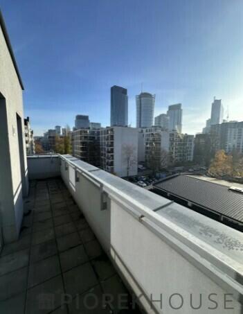 Dwupoziomowe mieszkanie na Woli