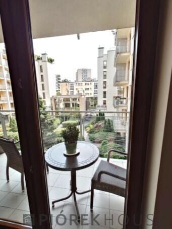 4-pokojowe mieszkanie na Woli