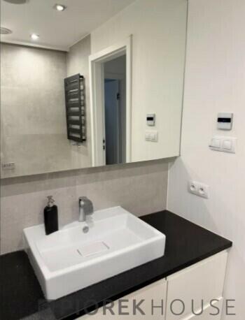 3-pokojowe mieszkanie na Pradze-Południe