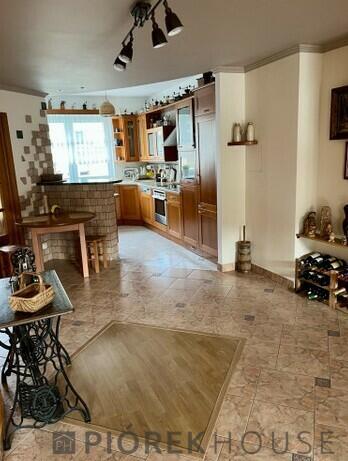 4-pokojowe mieszkanie na Ursynowie