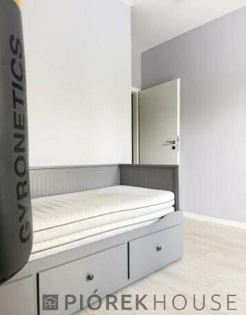 4-pokojowe mieszkanie na Żoliborzu