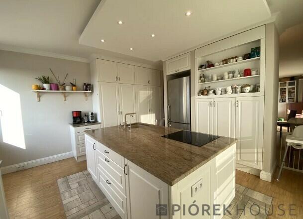 5-pokojowe mieszkanie na Mokotowie