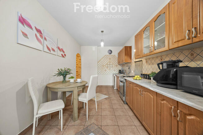 Dwa domy na jednej działce, Kaski, gm. Baranów