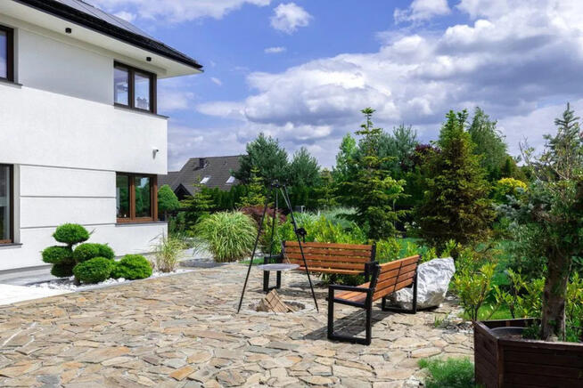 DOM | KONSTAŃCIN | 290 m2 | 6 POKOI | 2022r.