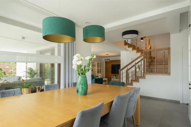 DOM | KONSTAŃCIN | 290 m2 | 6 POKOI | 2022r.