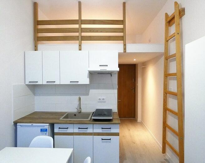 Studio z antresolą na Górnej, Przybyszewskiego 65