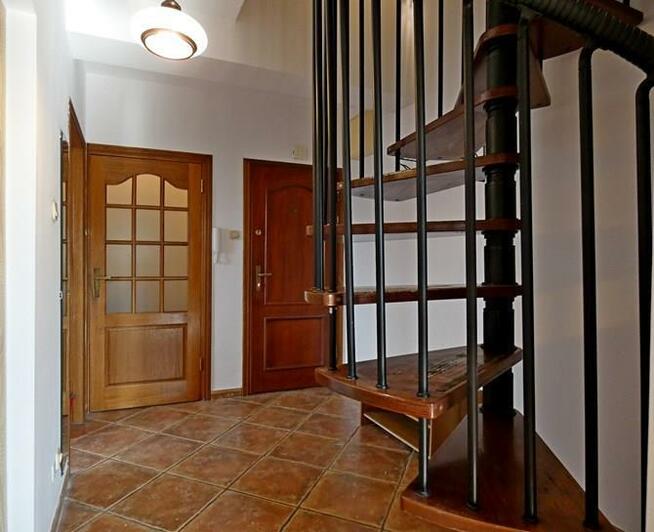 Jasny pokój z Internetem, Konecznego 4