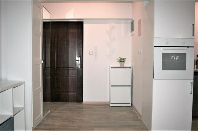 Św. Benedykta 9, Podgórze, jasna kawalerka