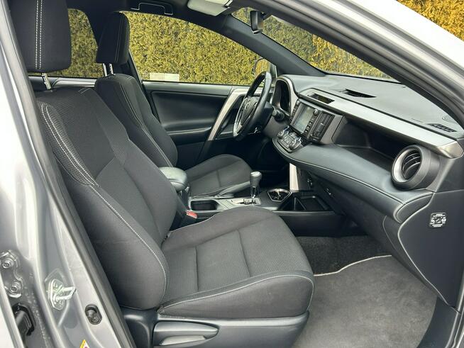 Toyota RAV-4 2.5 Hybrid /197 KM/