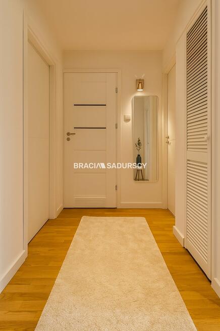 Mieszkanie Kraków Krowodrza, Gramatyka