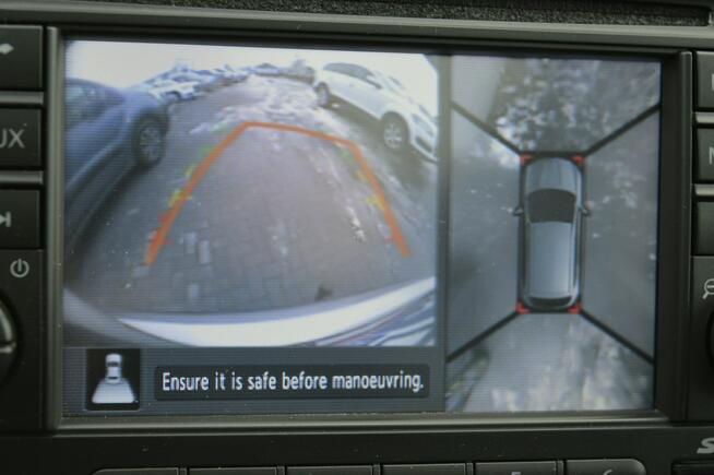 Nissan Qashqai 1.6i Automat Serwis Navi Kamera Panoramadach Bluetooth 147 tys.km