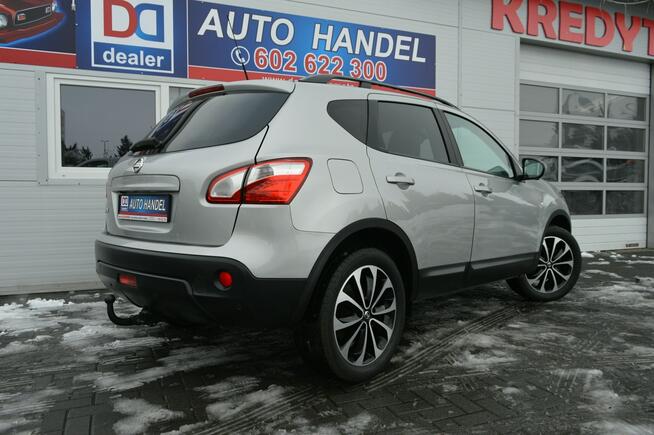 Nissan Qashqai 1.6i Automat Serwis Navi Kamera Panoramadach Bluetooth 147 tys.km