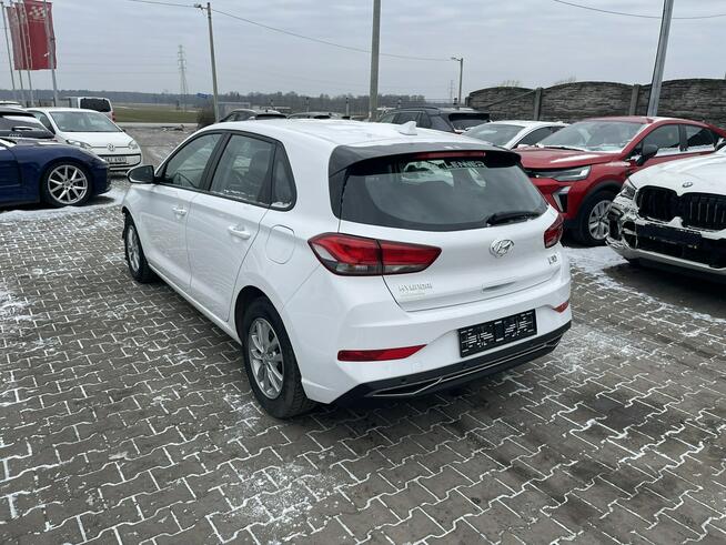 Hyundai i30 1.5l Klimatyzacja czujniki park.