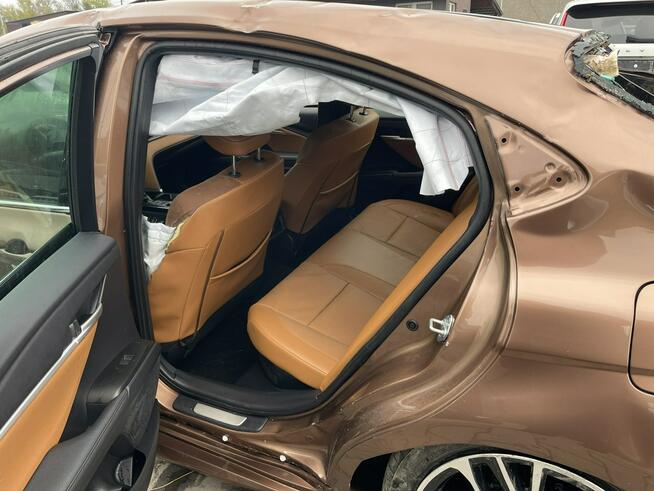 Toyota Camry Prestige Dynamic Force Podgrzewanie Automat