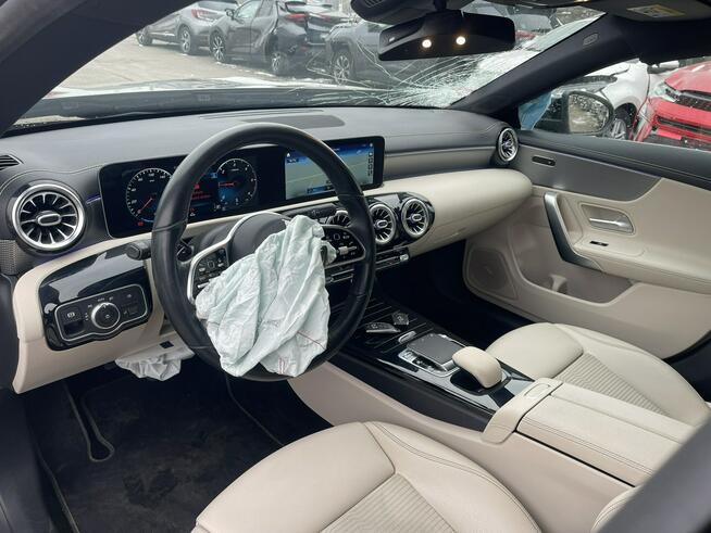 Mercedes CLA 180 Automat Skóra Podgrzewanie Kamera