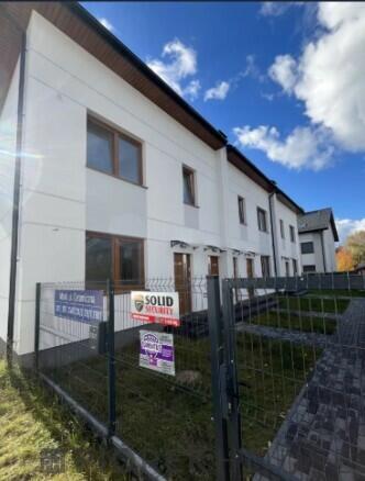 4-pokojowe mieszkanie w Markach