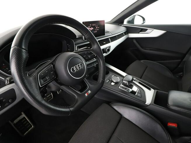 Audi A5 S-Line S-tronic półskóra virtual navi kamera hak ACC climatronic