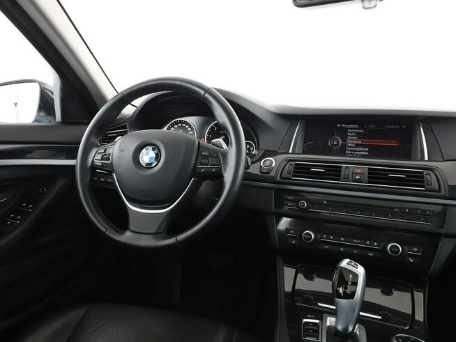 BMW 520 4x4 automat full LED skóra duża navi klima auto panorama