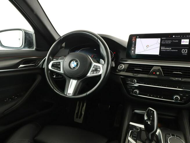 BMW 520 FV23% M Sport automat xDrive mHEV skóra panorama Live Cockpit navi kam