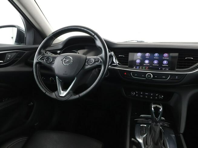 Opel Insignia automat full LED skóra AGR navi klima auto grzane fotele kamera i czuj