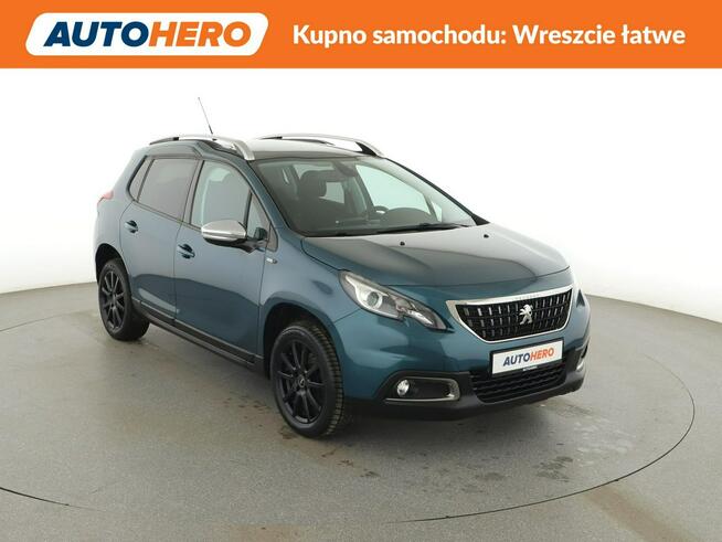Peugeot 2008 Style panorama grzane fotele kamera tempomat