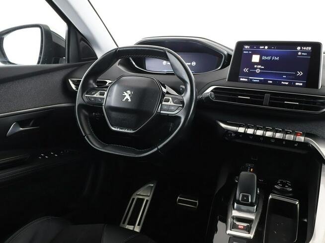 Peugeot 5008 7 os. automat full LED skóra/alcantara virtual cocpit kamery panorama