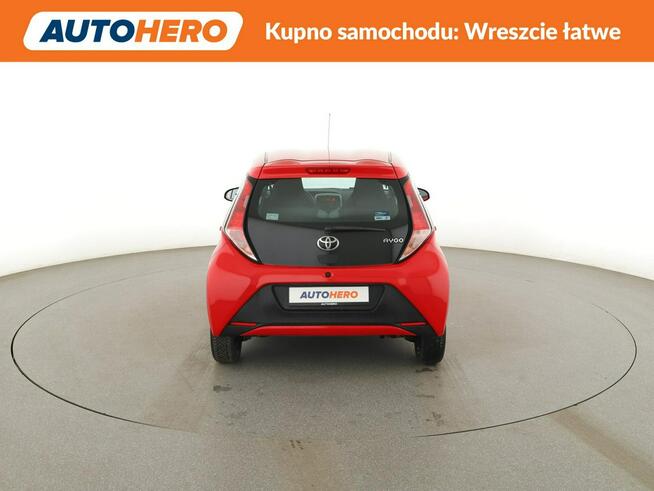Toyota Aygo klima Bluetooth tempomat niski przebieg