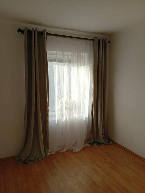 Odnowiona kawalerka.I piętro.Bdb lokalizacja.Bezczynszowa