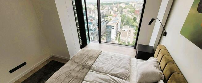 Luksusowy apartament 3-pokojowy na 25. piętrze