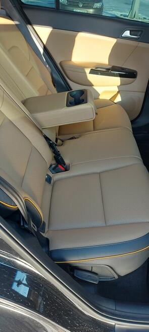 Sprzedam Kia Sportage 1.6 GDI 6MT 2WD L Business Line plus