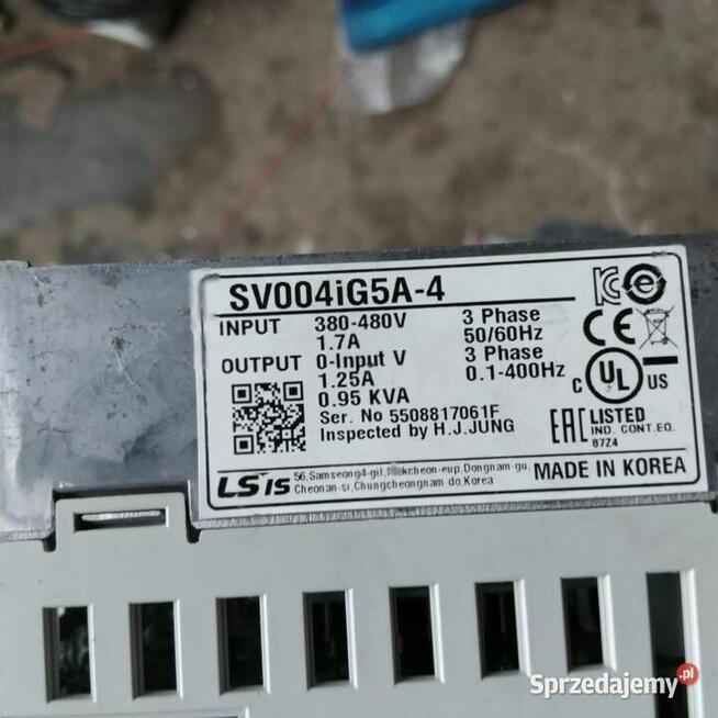 Trójfazowy falownik wektorowy LS Electric SV004iG5A-4