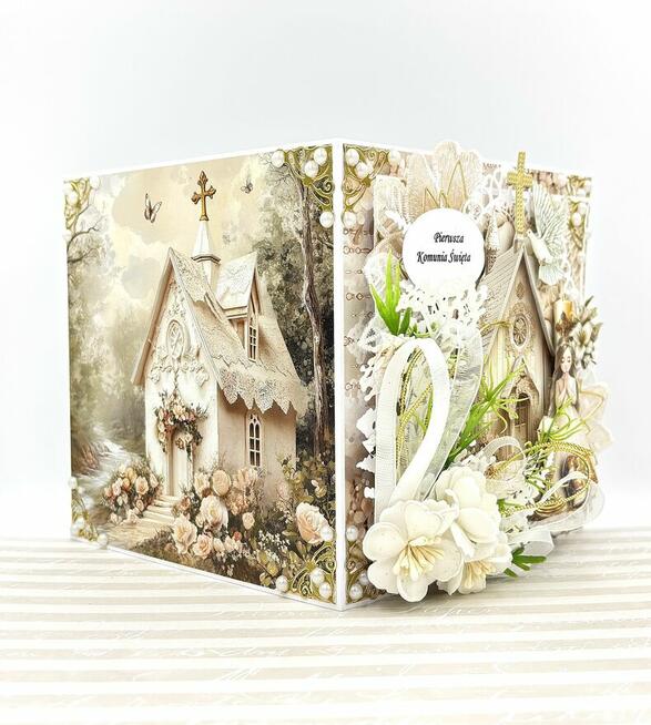 Pamiątka pierwszej Komunii Świętej dla dziewczynki