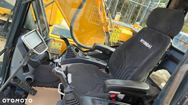 Hyundai Hx220 Mały przebieg!