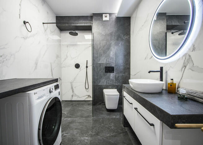 Komfortowe 60 m² z balkonem parking klima Centrum