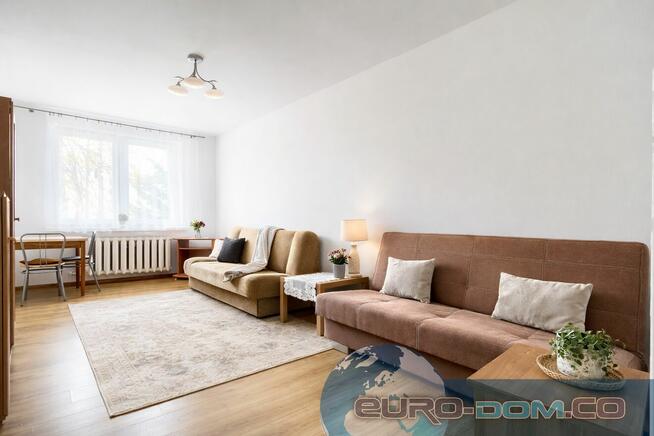 Przestronna kawalerka garderobą – Sołacz, ul. Sokoła