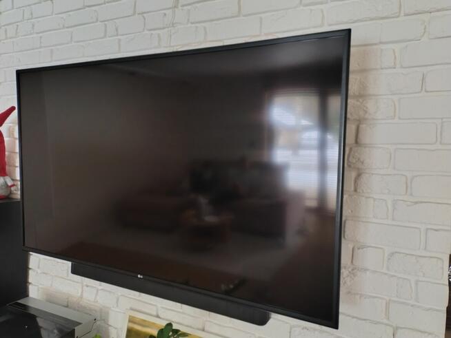 Telewizor LG 60 cali