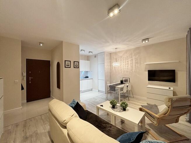 Komfortowe 2 pok. z balkonem / siłownia / Ogrody Hallera