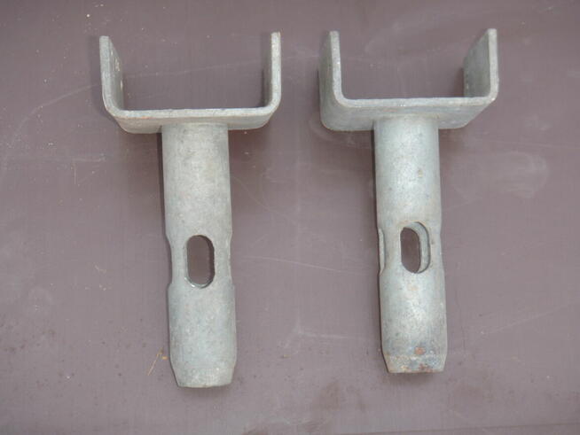 Widełki głowicy DOKA