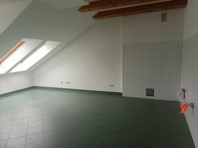 Lokale biurowe w centrum Leska