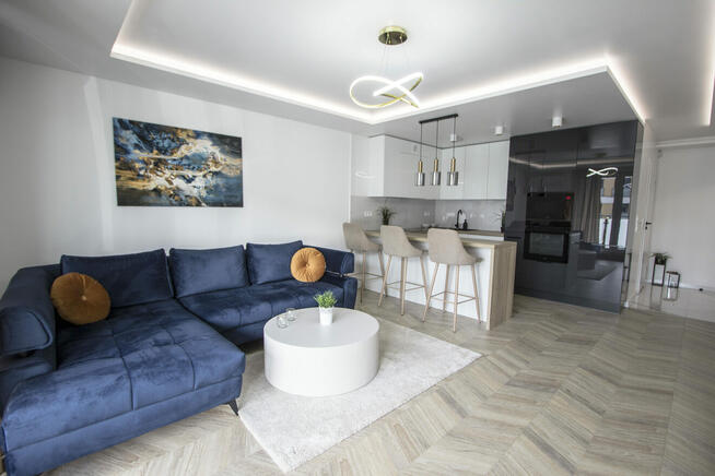 Komfortowe 60 m² z balkonem parking klima Centrum