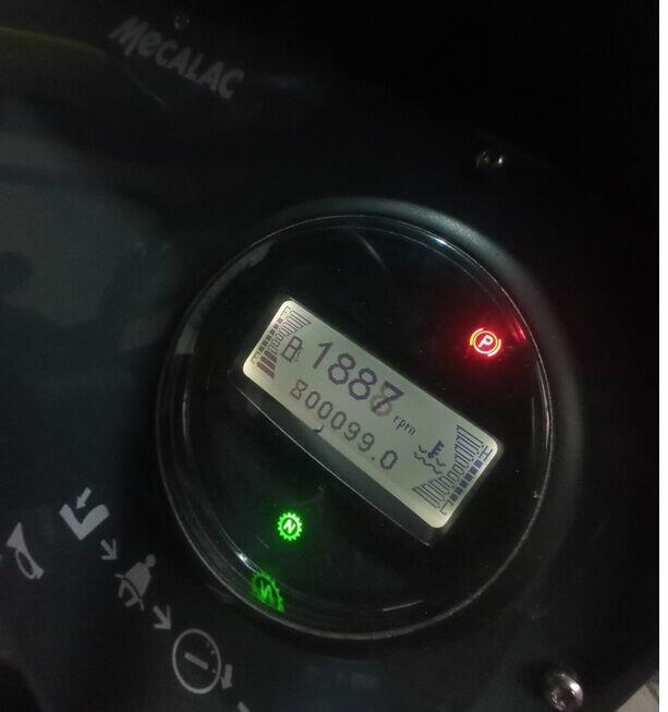 WOZIDŁO MARKI MECALAC 3.5sMDX