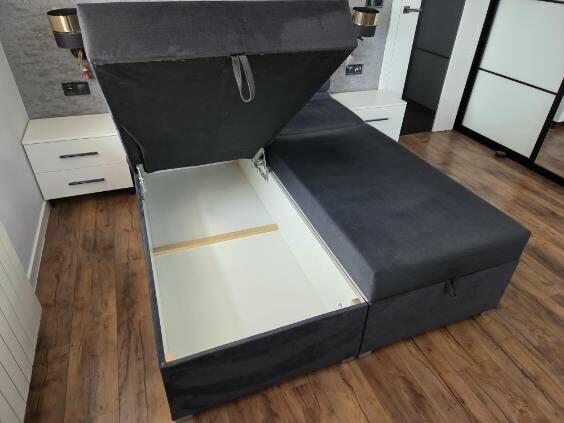 Łóżko i szafki nocne